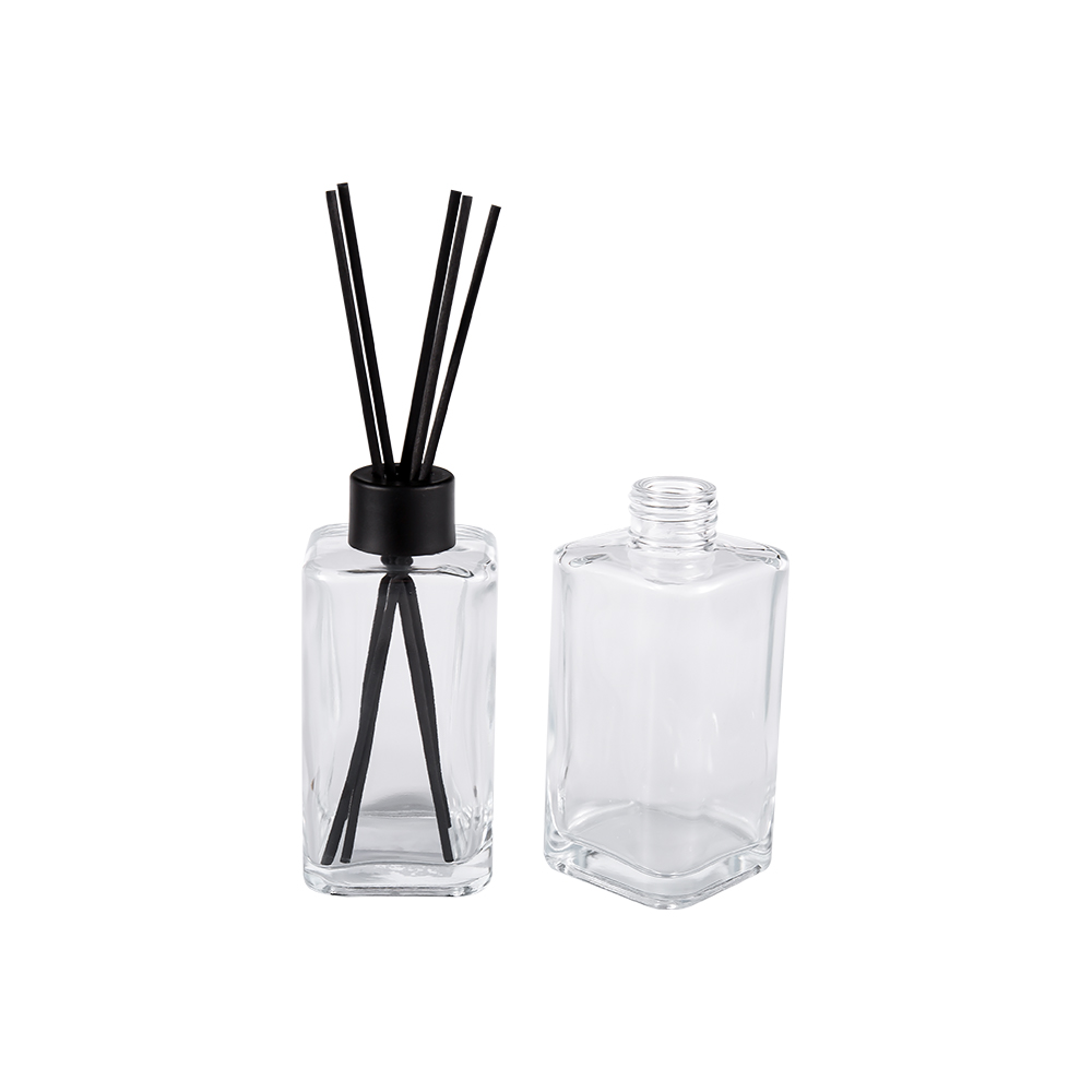 HJ-RX2247 Botella de aromaterapia de vidrio transparente Tapa de botella negra mate de gran capacidad Tapa de aluminio Pegatina de fibra