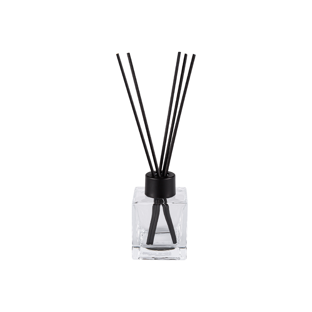 HJ-0309# Botella de aromaterapia de vidrio cuadrada de 24 mm, tapa de plástico negra mate, tapa de aluminio, pegatina de fibra